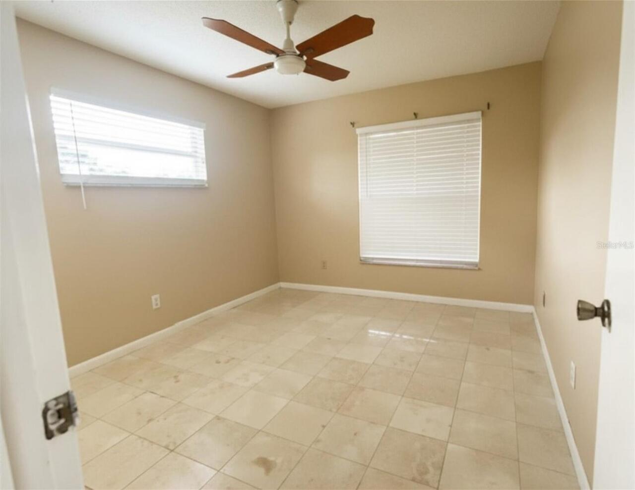 Listing Photo 9
