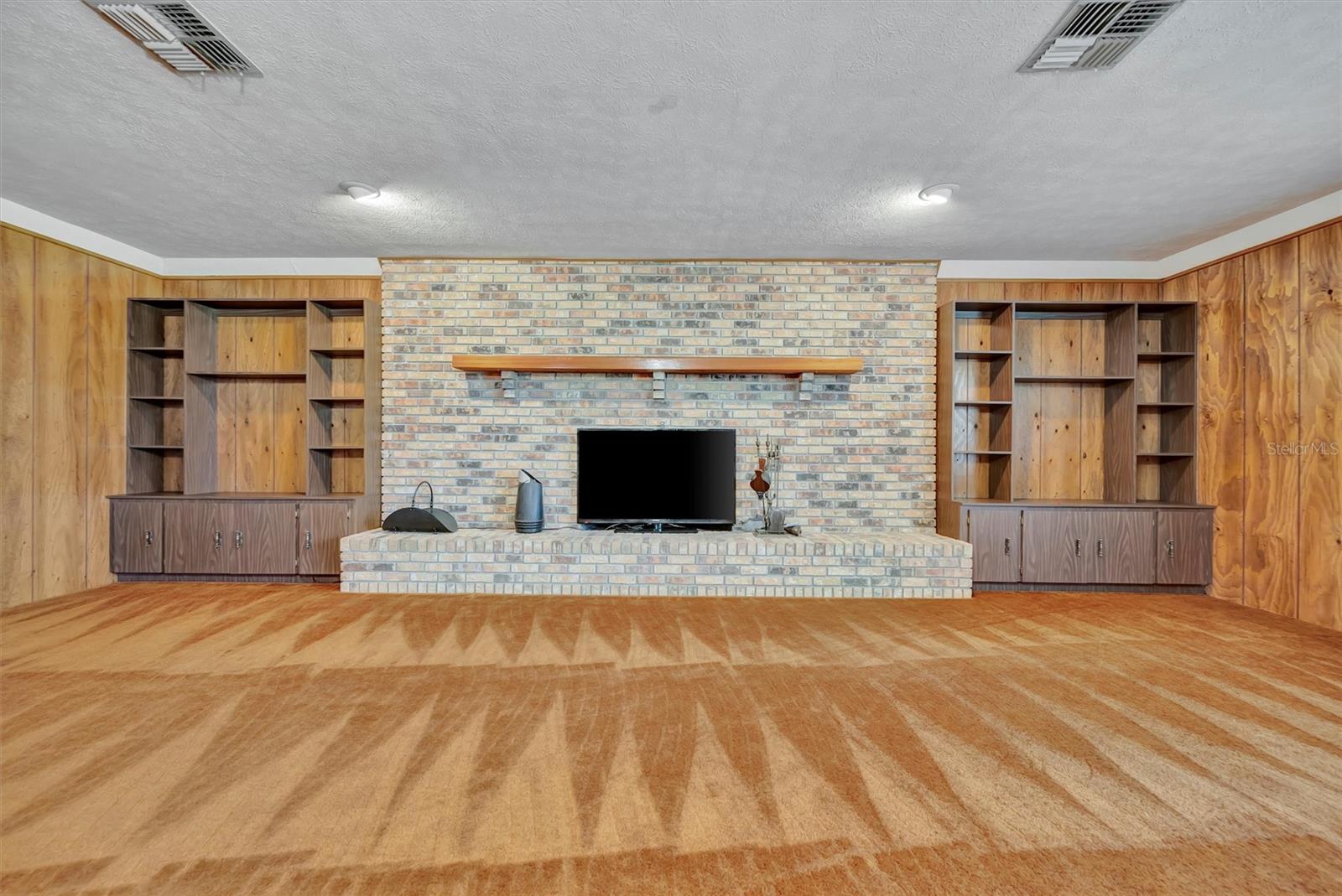 Listing Photo 35