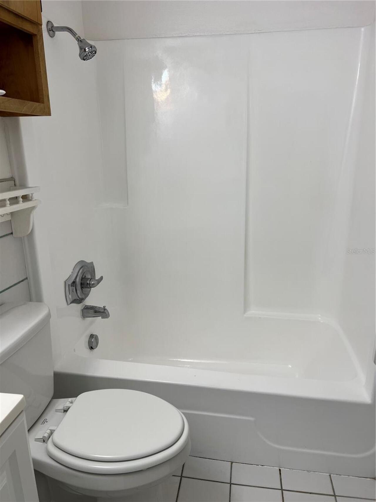 Listing Photo 12