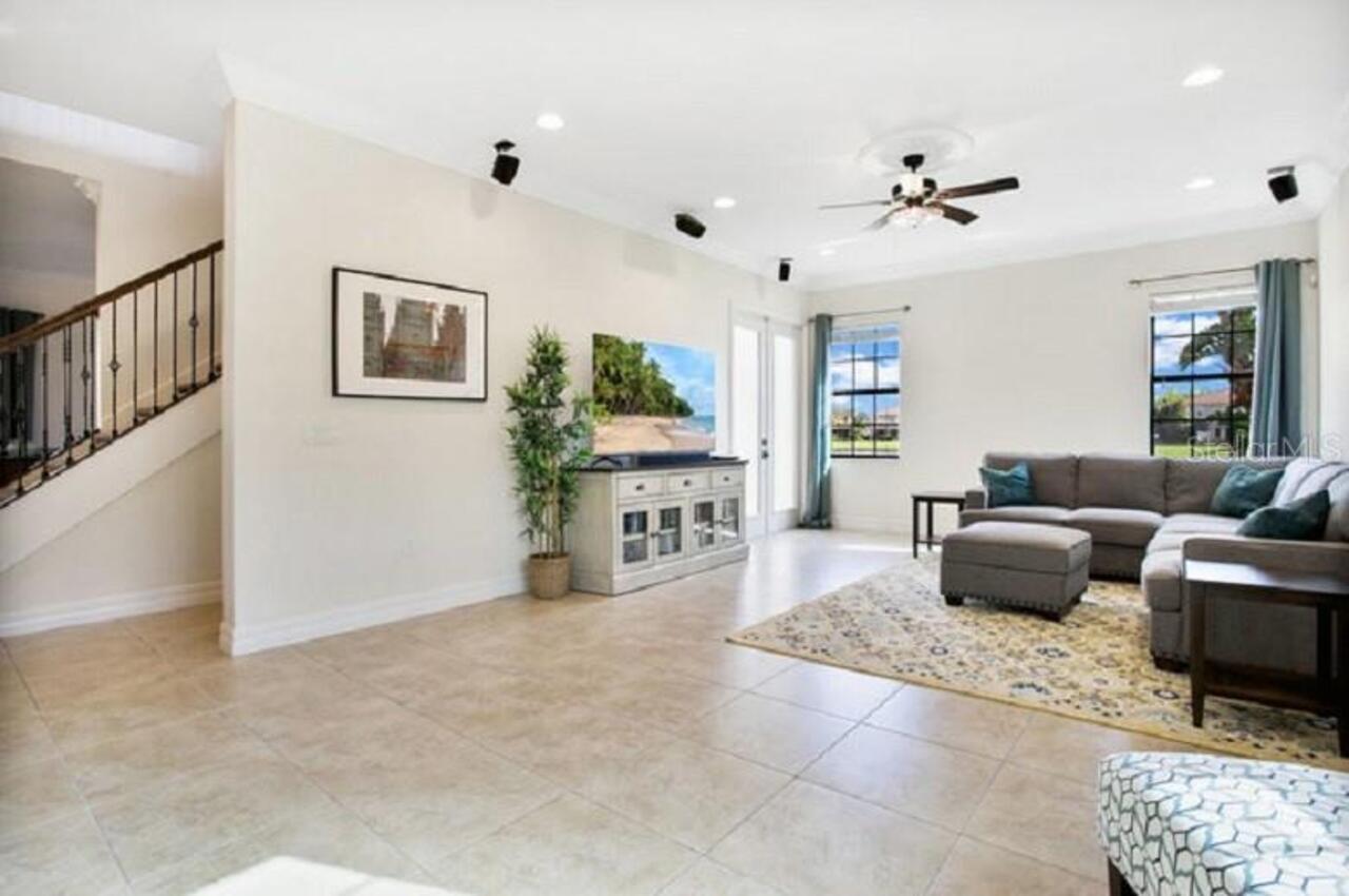 Listing Photo 7