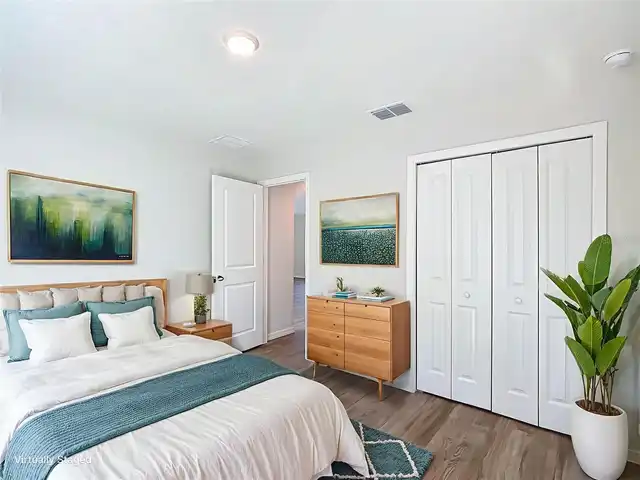Listing Photo 14