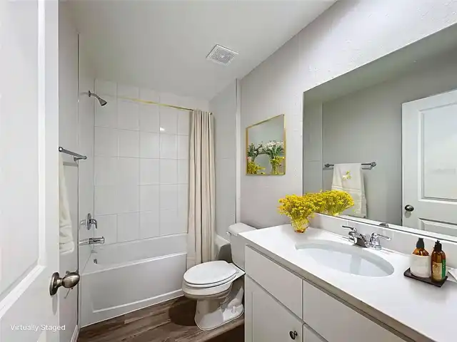 Listing Photo 15