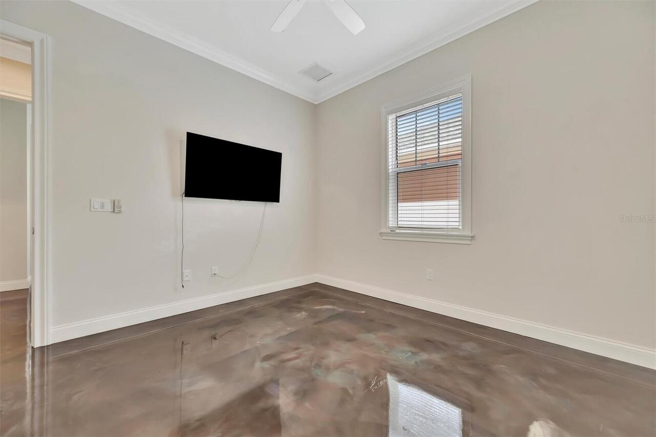 Listing Photo 27