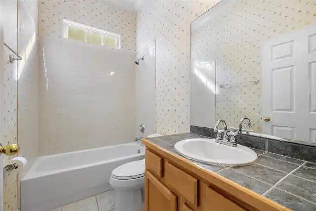 Listing Photo 16