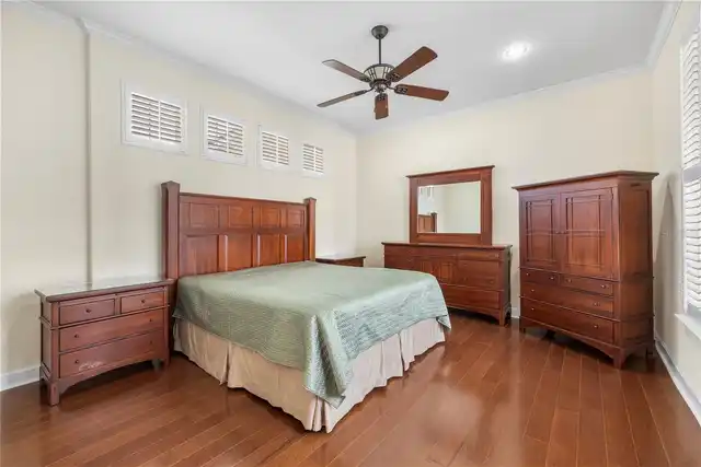 Listing Photo 32