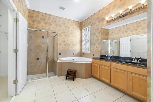 Listing Photo 35