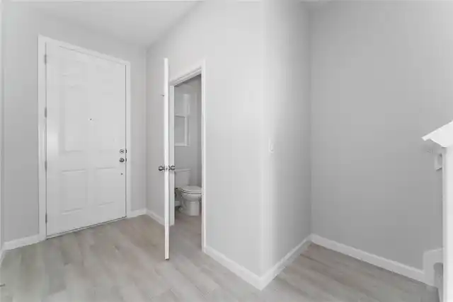 Listing Photo 12