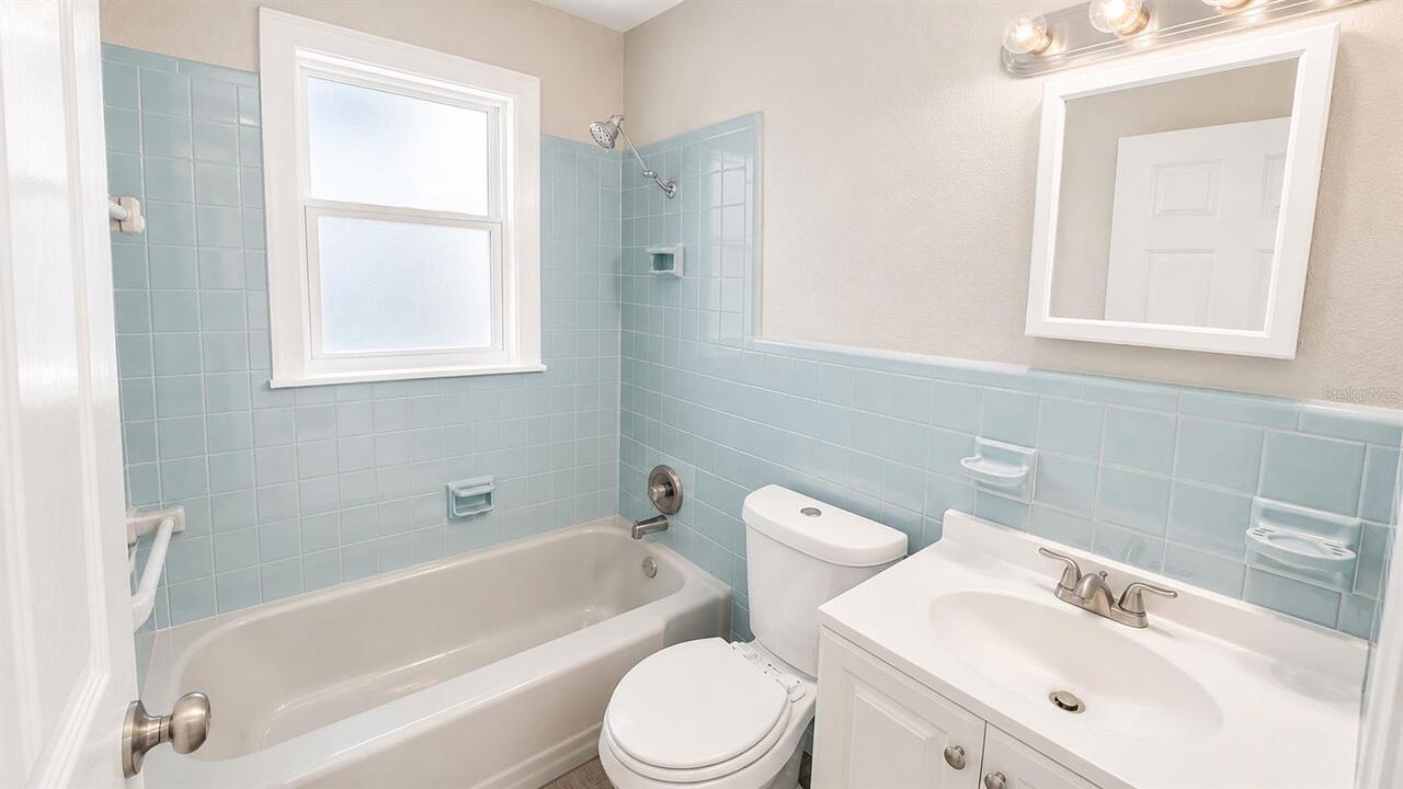 Listing Photo 14