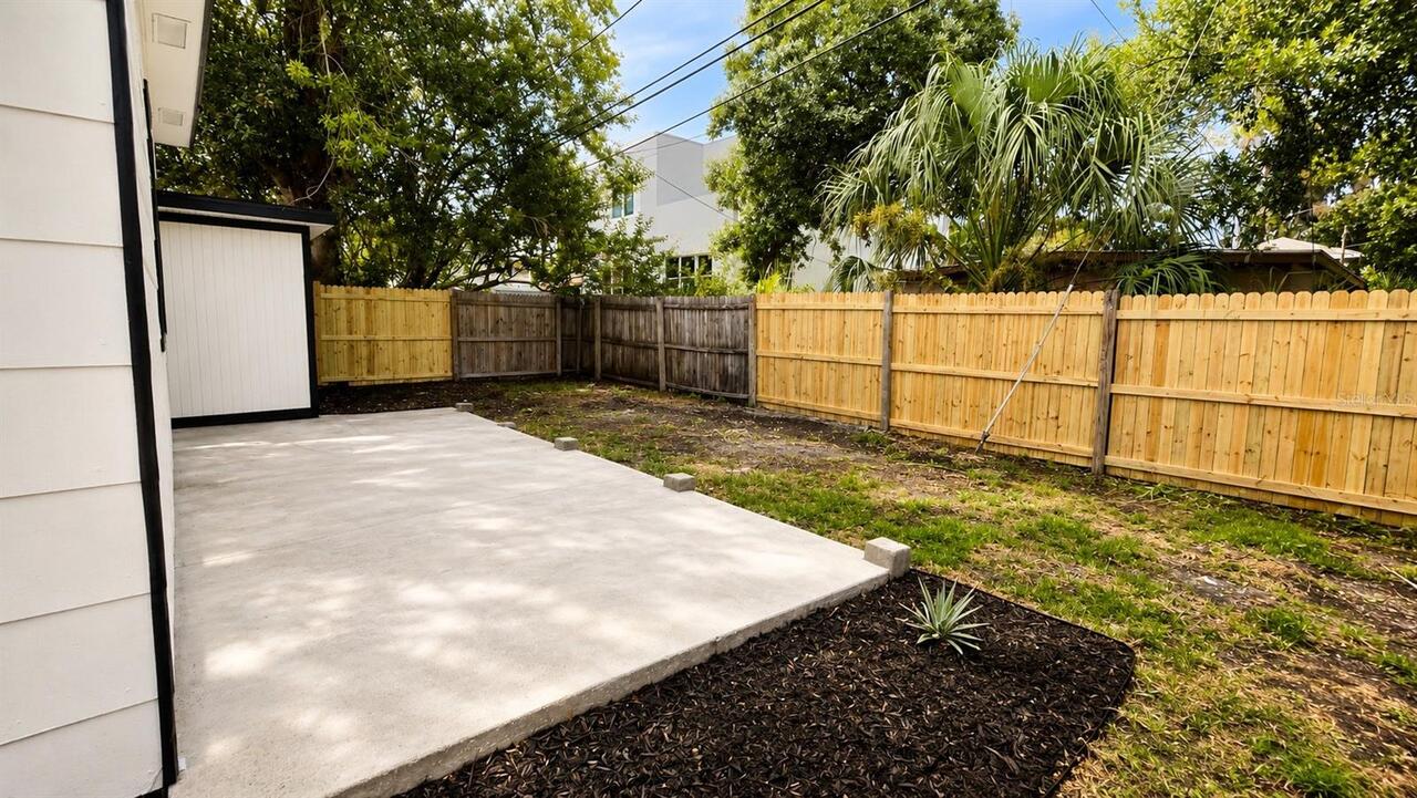 Listing Photo 16