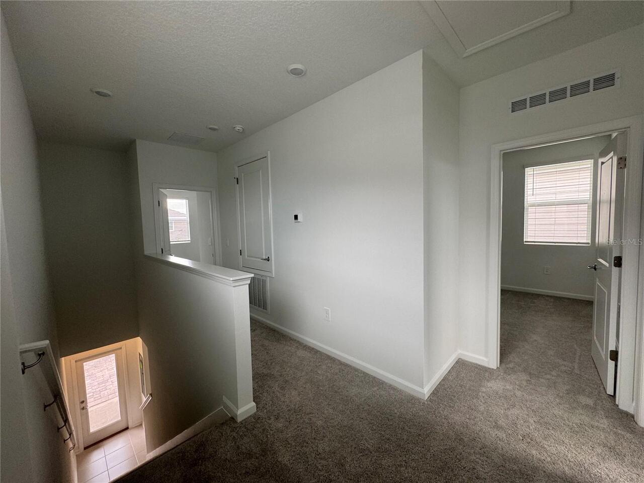 Listing Photo 12