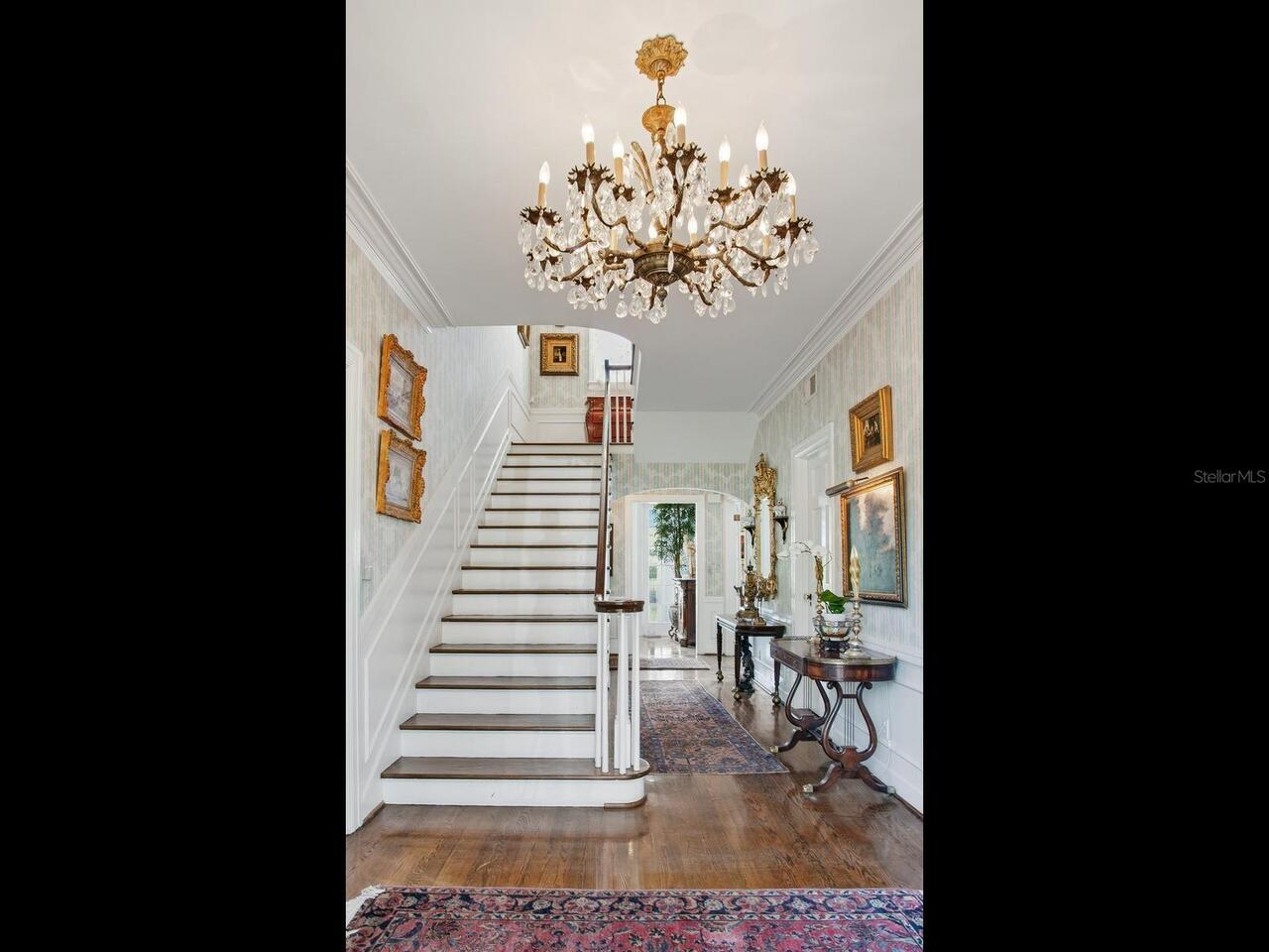 Listing Photo 10