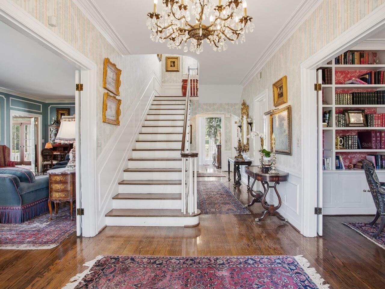 Listing Photo 11
