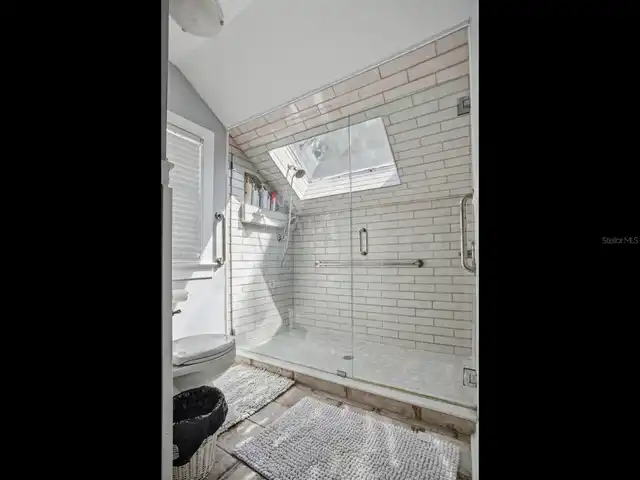 Listing Photo 32