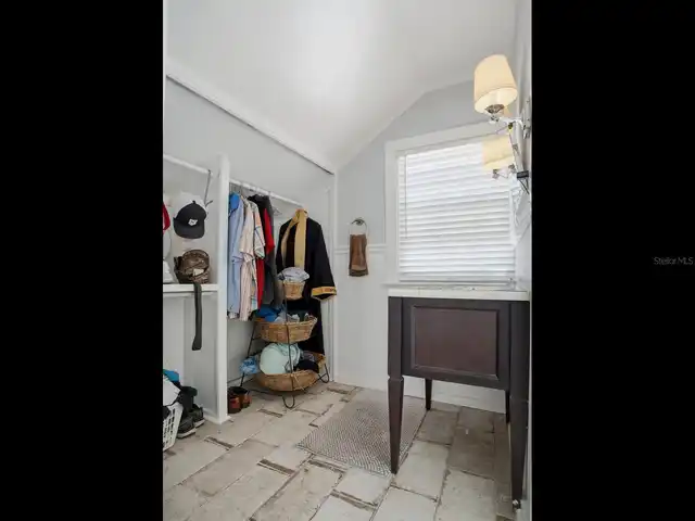 Listing Photo 33