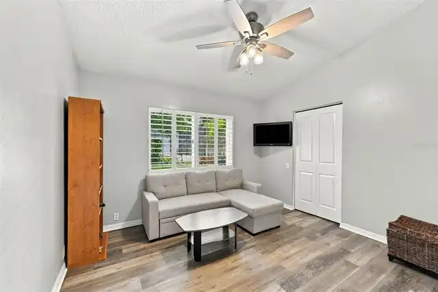Listing Photo 38