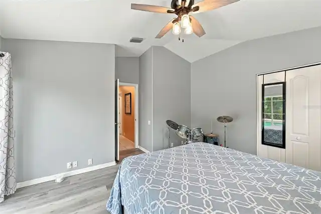 Listing Photo 43