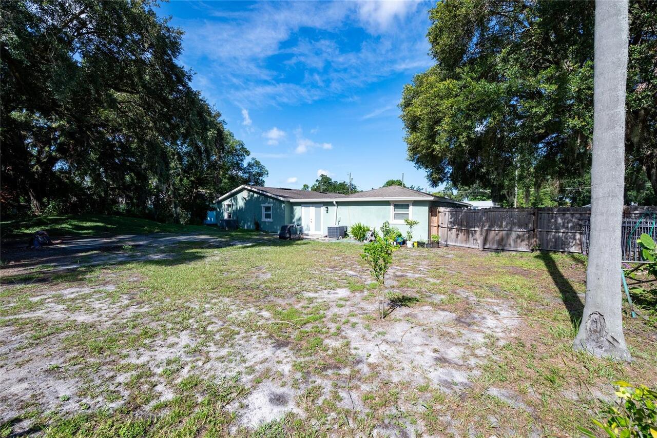 Listing Photo 12