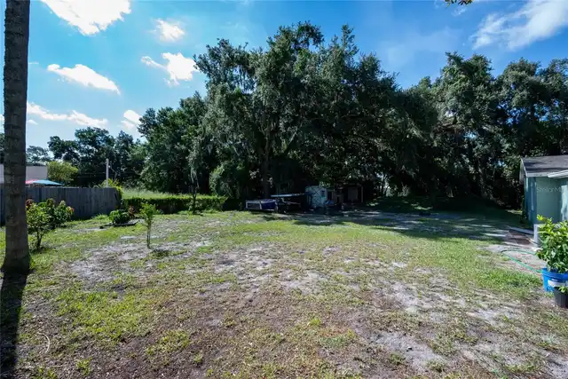 Listing Photo 15