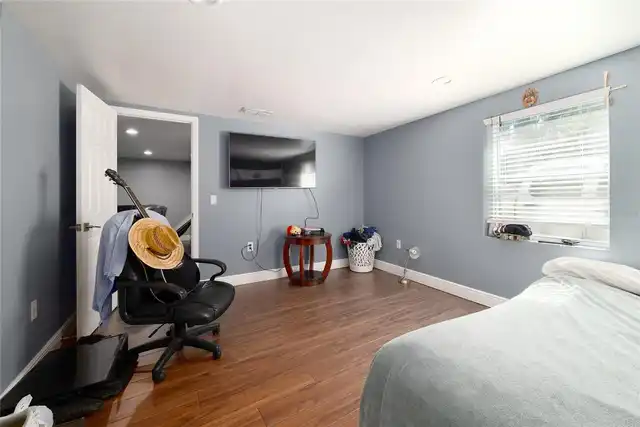 Listing Photo 33
