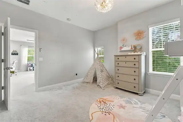 Listing Photo 34