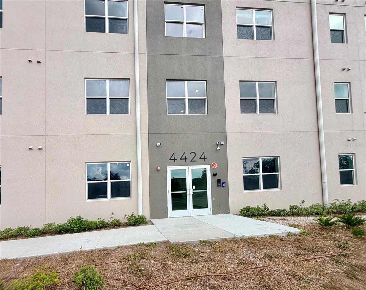 3BR, Residential Lease, 2BA, $1,800
Read More