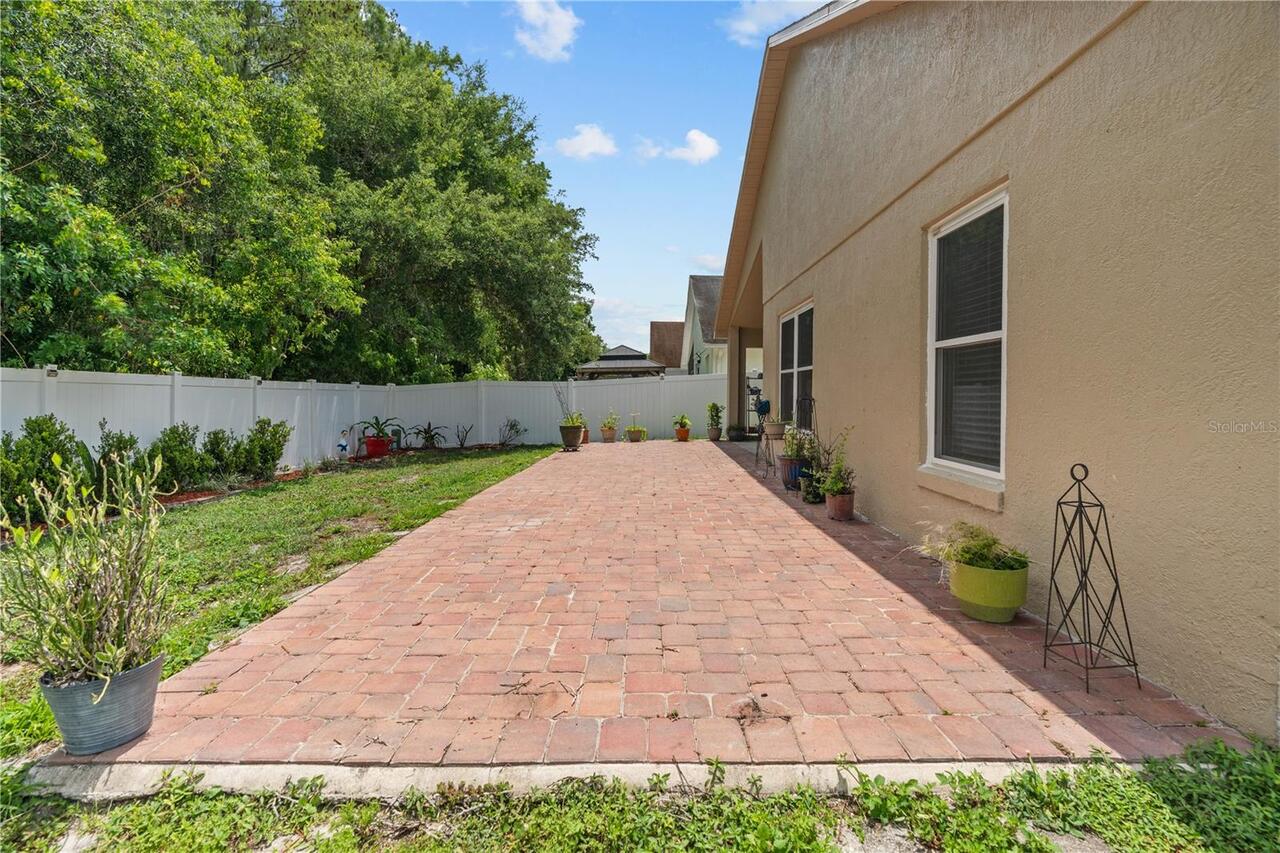 Listing Photo 32