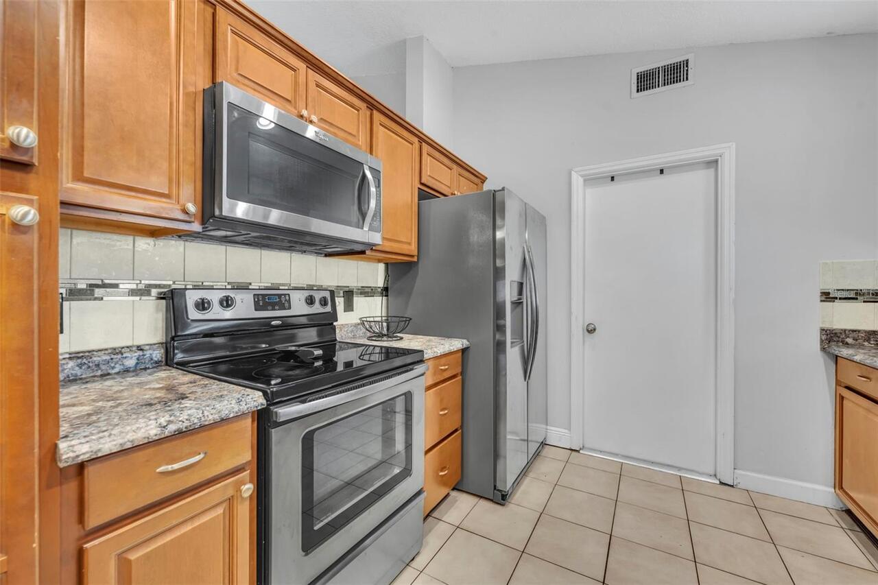 Listing Photo 15