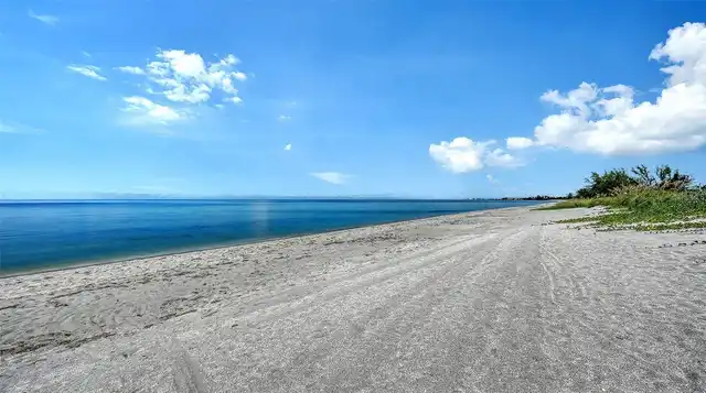 Listing Photo 43