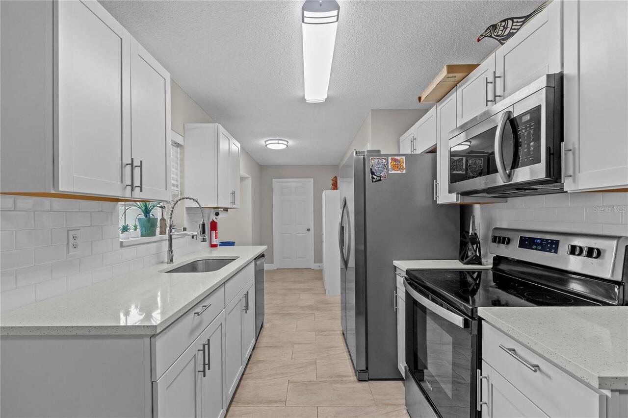 Listing Photo 14