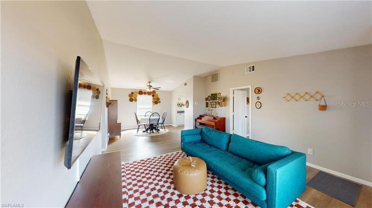 Listing Photo 10