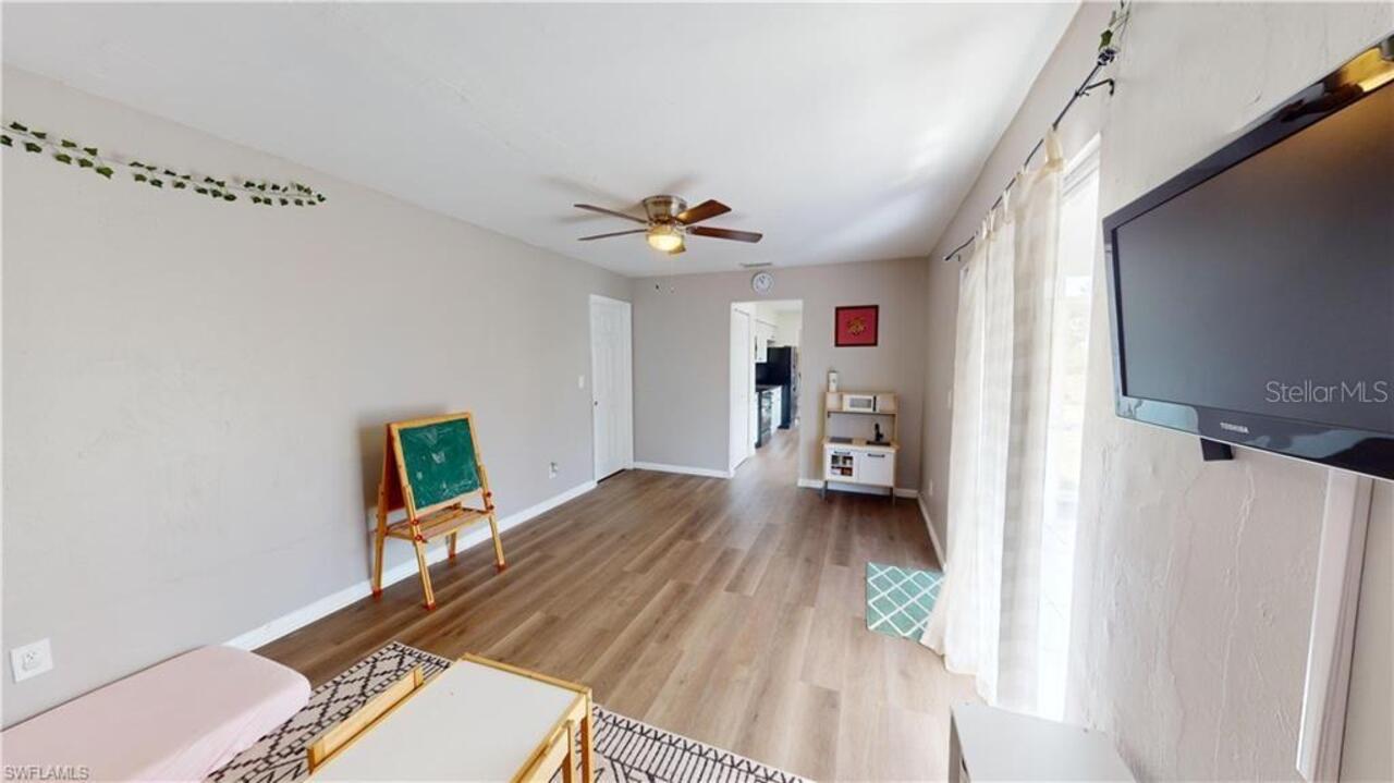 Listing Photo 17