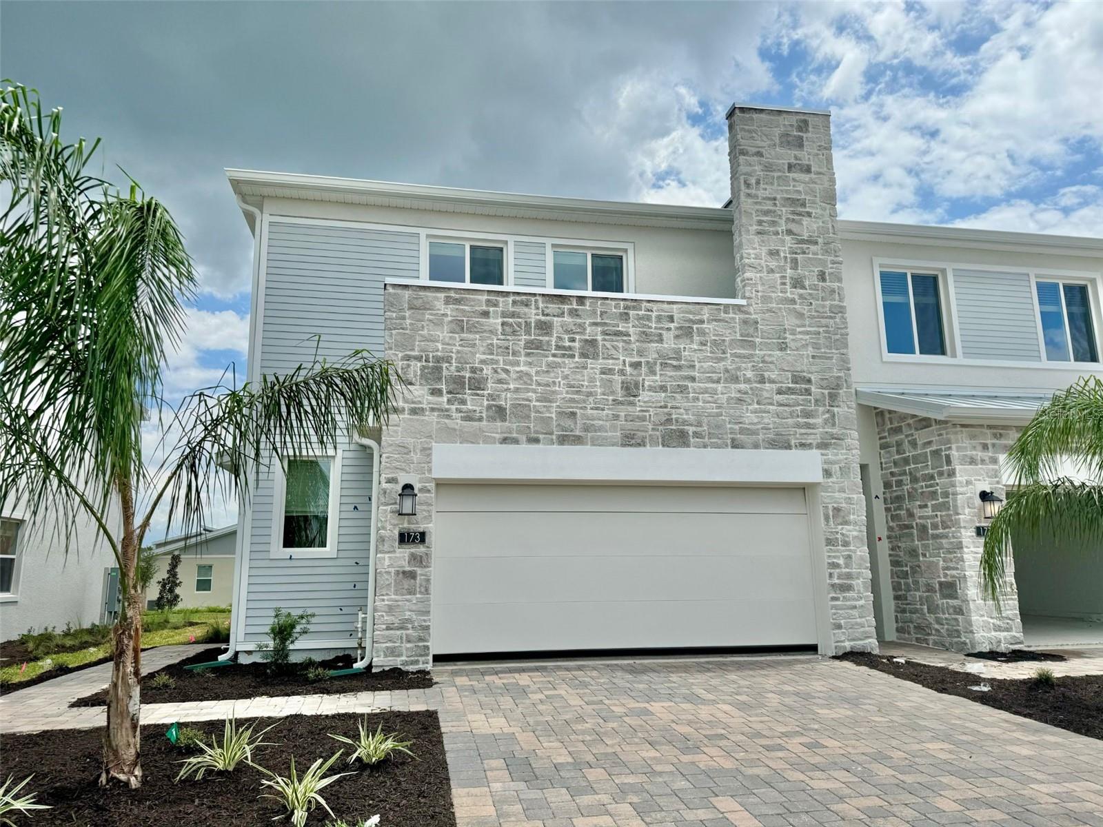 Davenport Real Estate