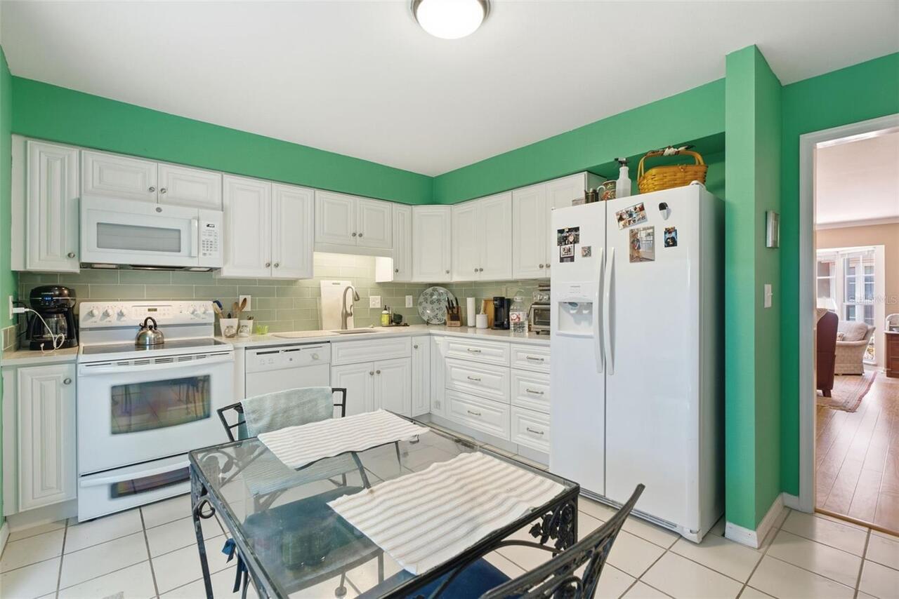 Listing Photo 14