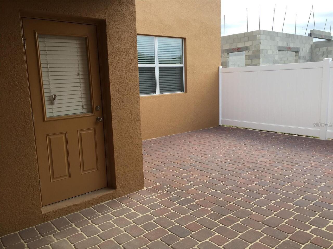 Listing Photo 16