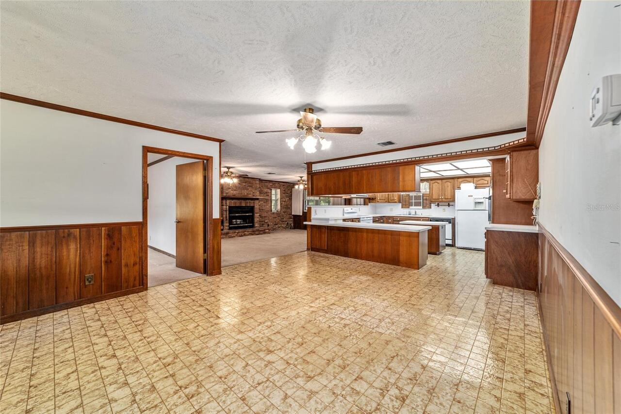 Listing Photo 15