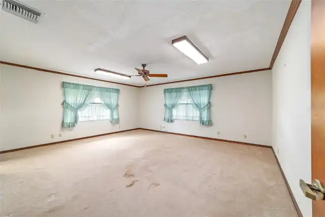 Listing Photo 44