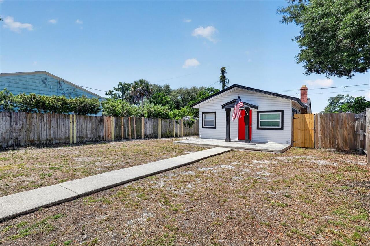 Listing Photo 43