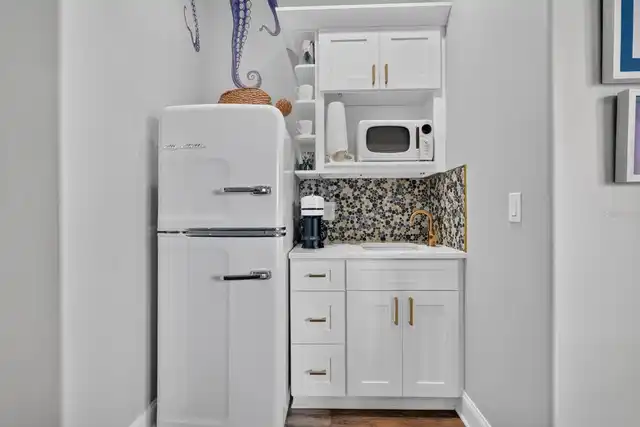 Listing Photo 42