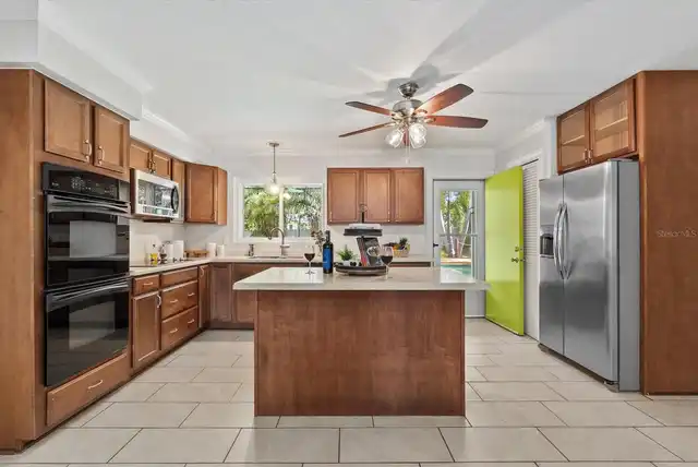 Listing Photo 15