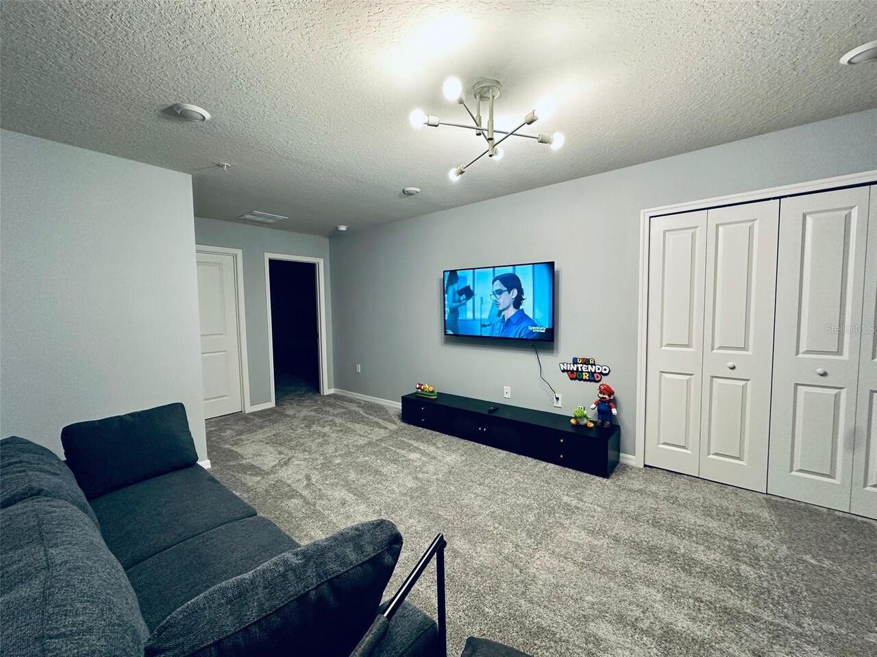 Listing Photo 12