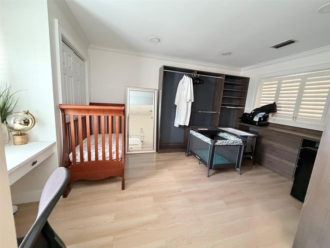 Listing Photo 17