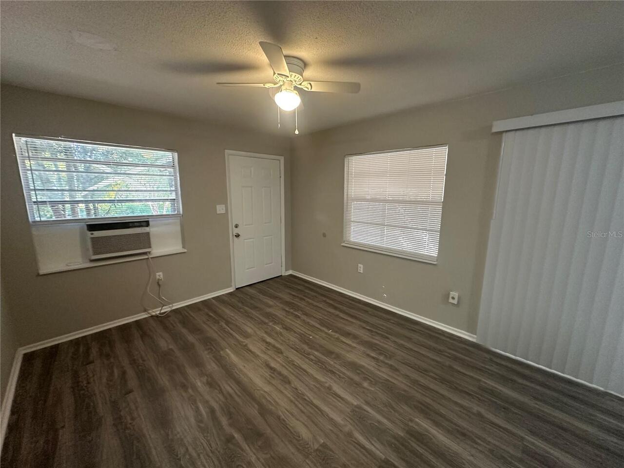 Listing Photo 9