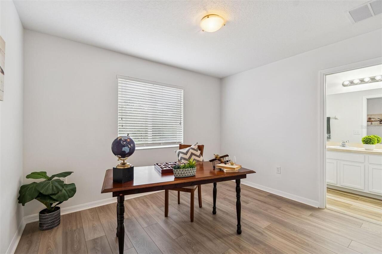 Listing Photo 18