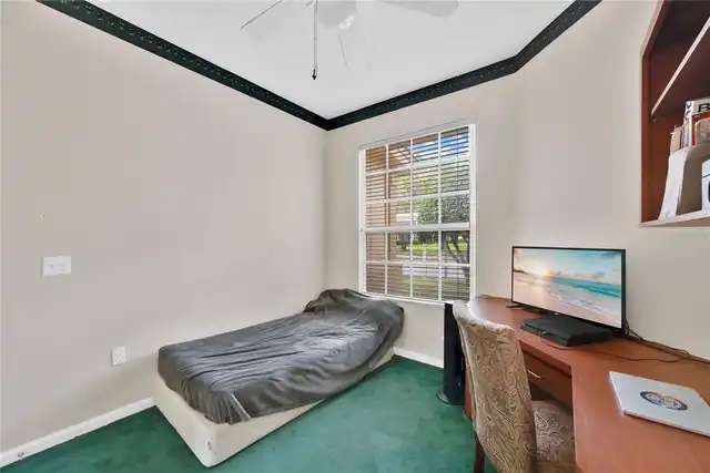 Listing Photo 16