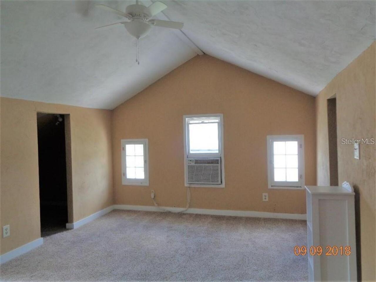 Listing Photo 6