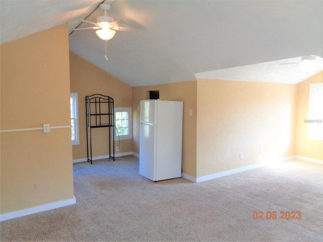 Listing Photo 17