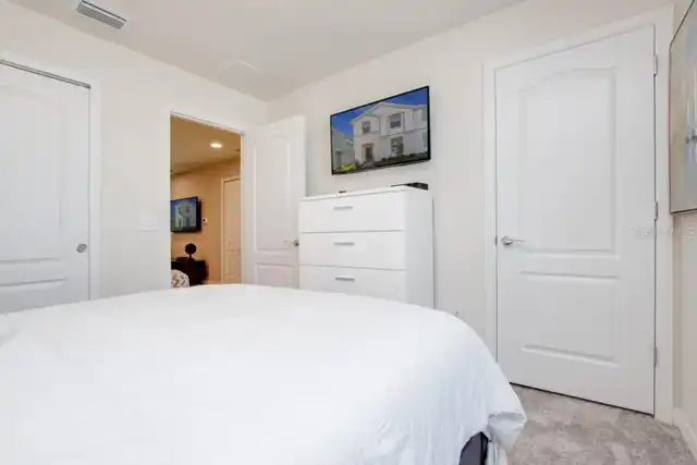 Listing Photo 20
