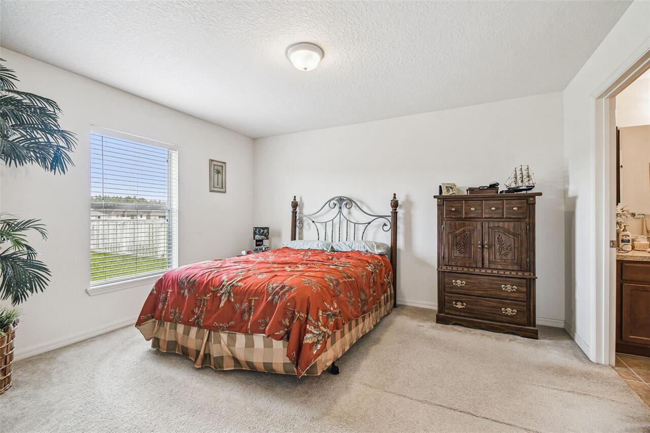 Listing Photo 14