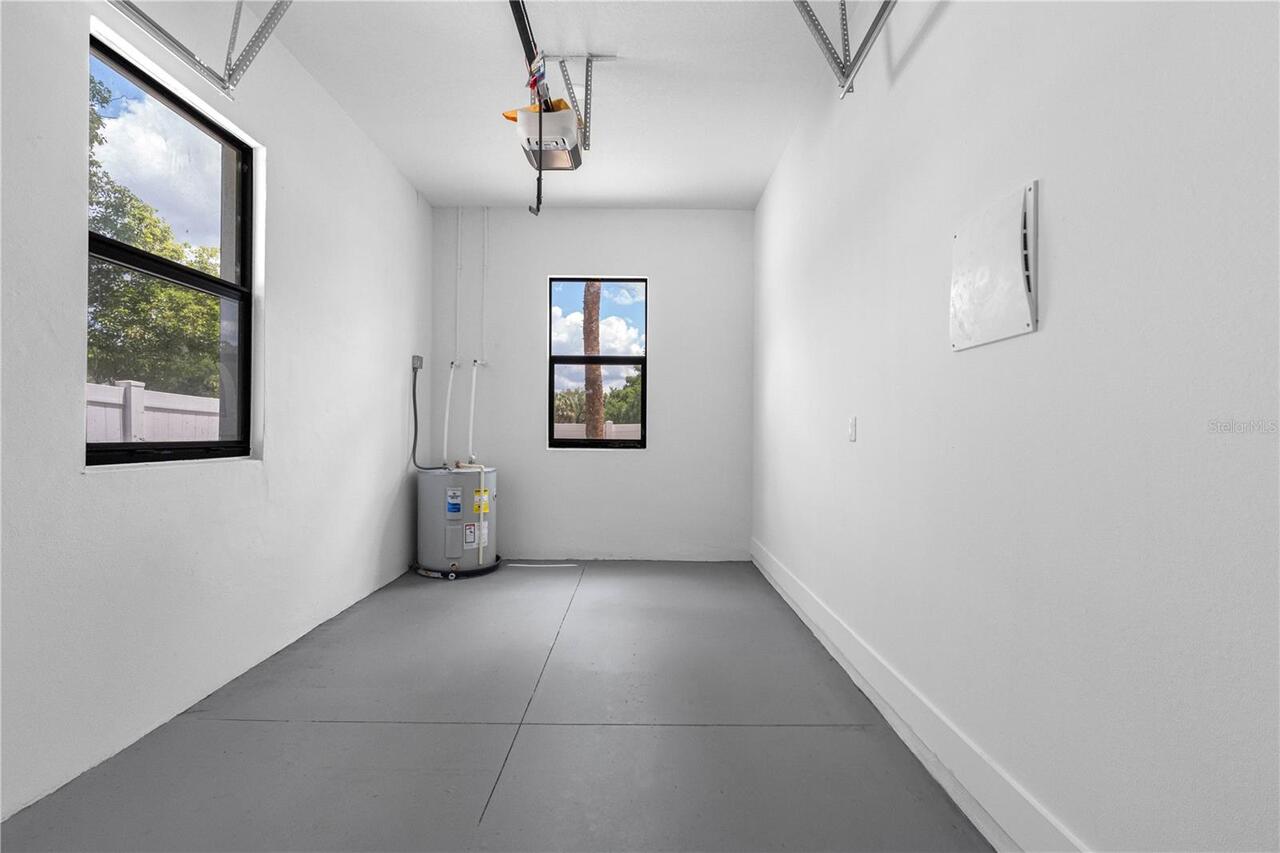 Listing Photo 14