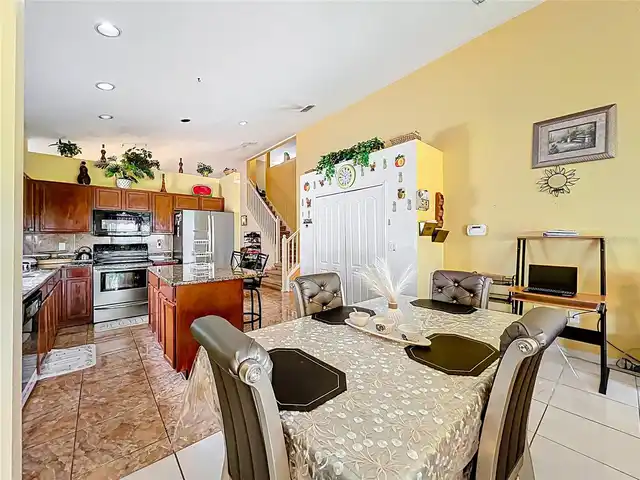 Listing Photo 14